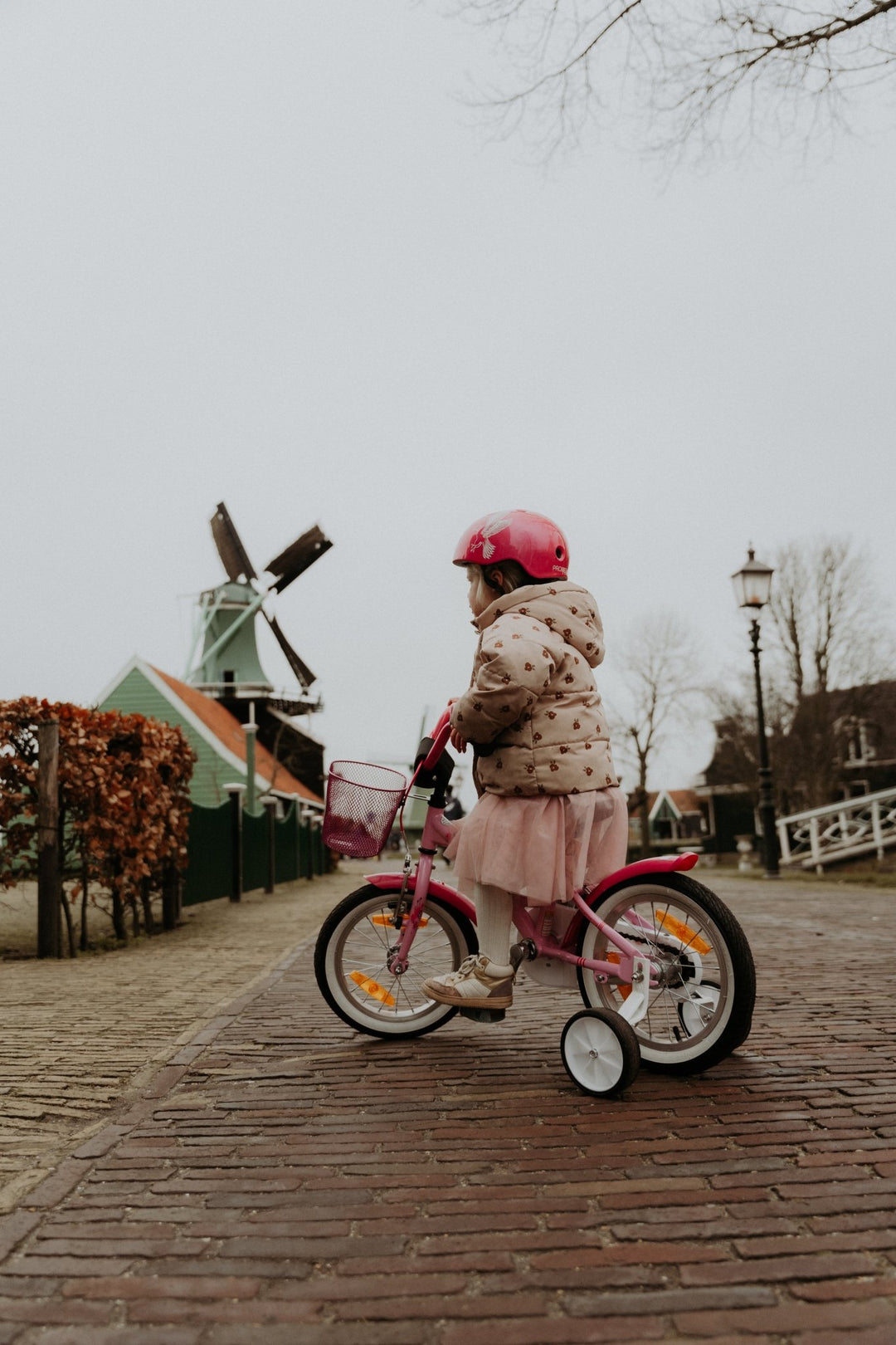 Kinderfahrrad 12 Zoll ab 3 Jahre mit Stützräder in Rosa & Weiß – Kinderfahrrad 12 Zoll von prometheus - bikes | prometheus - bikes